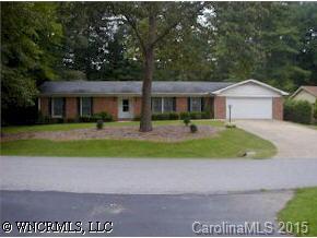 37 South Greenwood Forest Dr, Etowah, NC 28729