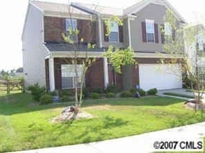 7103 Wandering Creek Dr., Charlotte, NC 28216