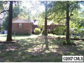 15008 Pawnee Tr., Matthews, NC 28105
