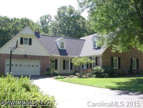 14 Alpine Drive, Hendersonville, NC 28791