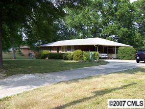 152 Woodlynn Dr., Charlotte, NC 28214