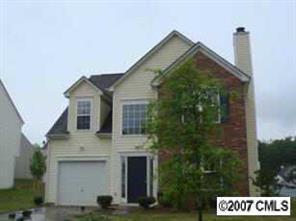 955 Grass Hollow Ct., Charlotte, NC 28216