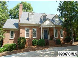 2322 Hemby Pl., Charlotte, NC 28270