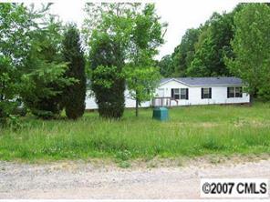 1462 Meadow Creek Dr., China Grove, NC 28023