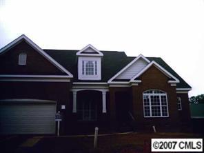 364 East Waterlynn Rd., Mooresville, NC 28115