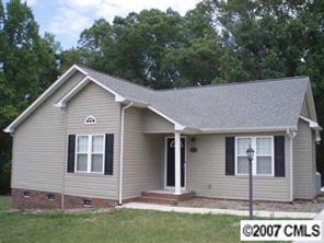 2540 Oak Valley Ln., Maiden, NC 28650