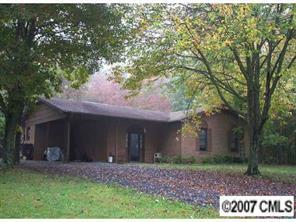 119 Spring Shore Dr., Statesville, NC 28677