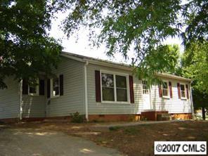 3108 Crescent Ln., Gastonia, NC 28052