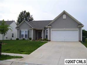 108 Chelsea Ct., Mount Holly, NC 28120