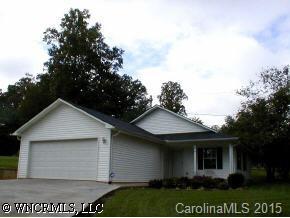 105 Amelia Dr, Hendersonville, NC 28792