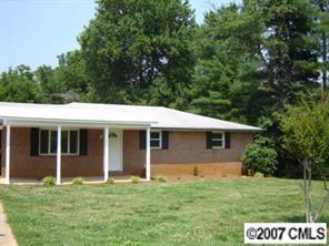 467 Barry Oak Rd., Statesville, NC 28625