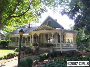 364 NW 6th St., Hickory, NC 28601