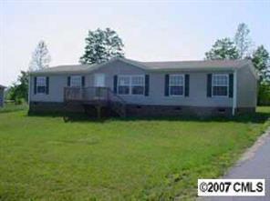 2348 Arrowwood Dr., Hickory, NC 28601