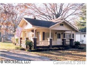 212 Rutledge Drive, Flat Rock, NC 28731