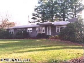 3 Ferenvilla Drive, Hendersonville, NC 28791