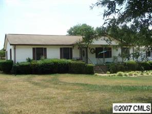135 Silverlining Rd., Mooresville, NC 28117
