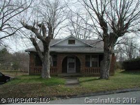 809 Mt. Airy Street, East Flat Rock, NC 28726