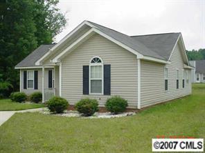 2026 Helen Harper Ct., Charlotte, NC 28216