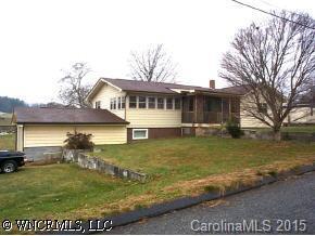 282 Charming Point Lane, East Flat Rock, NC 28726