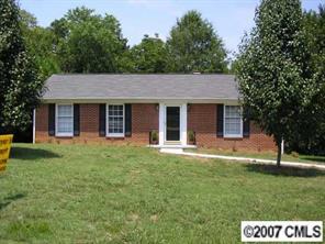 2203 Englewood St., Kannapolis, NC 28083