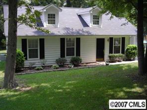 3829 Wonderland Dr., Matthews, NC 28104