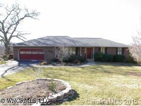 124 Mountain Valley Drive, Hendersonville, NC 28739