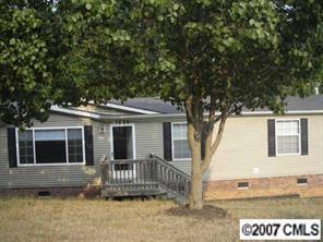 1225 Oak Breeze Dr., Mooresville, NC 28115