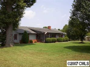 842 Bell Farm Rd., Statesville, NC 28625