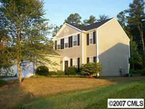 148 Broken Pine Ln., Mooresville, NC 28117