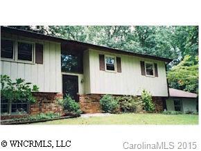 121 Canterbury Hill Lane, Hendersonville, NC 28792