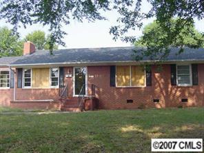 1614 Fairfield Dr., Gastonia, NC 28054