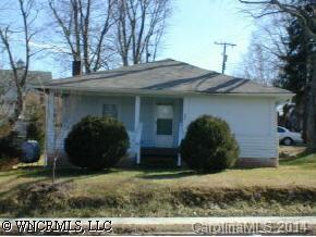 806 7th Avenue East, Hendersonville, NC 28792