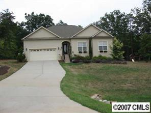 6160 Neptune Dr., Denver, NC 28037