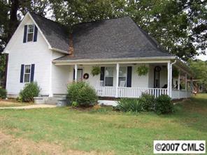 108 Stockton St., Lattimore, NC 28089