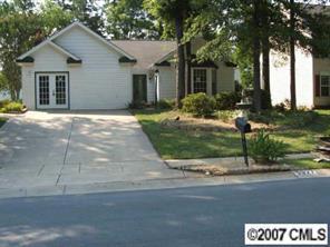 5327 Grenelefe Village Rd., Charlotte, NC 28269