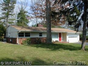 2030 South Stoneyview Court, Hendersonville, NC 28792