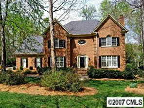 2524 Ballencourt Ln., Charlotte, NC 28226