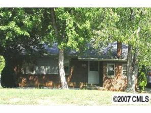 1120 Claremont Rd., Charlotte, NC 28214