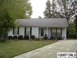 6038 Misty Way Ln., Charlotte, NC 28212