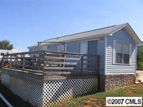 320 Mt View Ln., New London, NC 28127