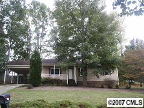 205 Helmswood Dr., Stanley, NC 28164