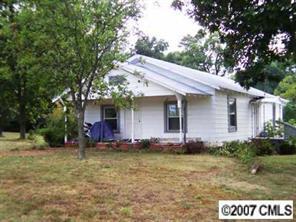 736 Mountain View Rd., Statesville, NC 28625