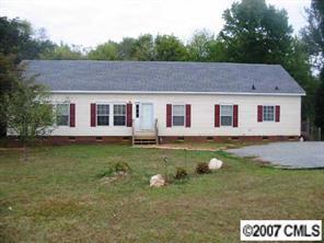 4614 New Town Rd., Waxhaw, NC 28173