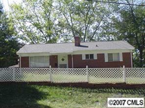 437 Brevard St., Statesville, NC 28677