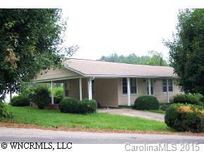 16 Hillview St., Brevard, NC 28712