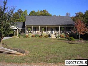 222 Oak Hill St., Alexis, NC 28006