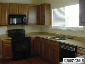 11244 Suunto Ln., Cornelius, NC 28031