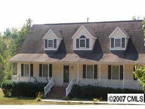 1858 Stanley Lucia Rd., Mount Holly, NC 28120