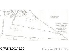 5 Las Brisas Ln., Hendersonville, NC 28739