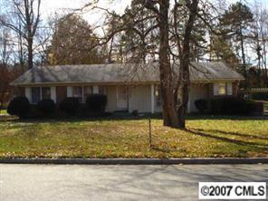 729 Pinehurst St., Salisbury, NC 28144